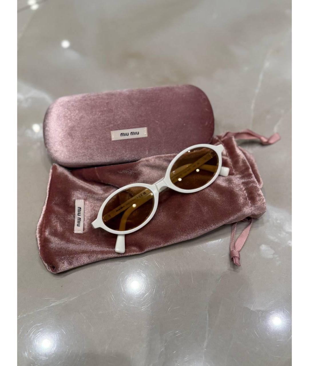 MIU MIU Белые пластиковые солнцезащитные очки, фото 7
