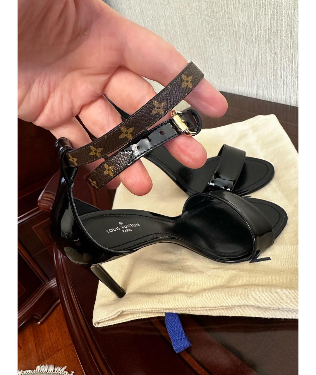 LOUIS VUITTON Черные кожаные босоножки, фото 3