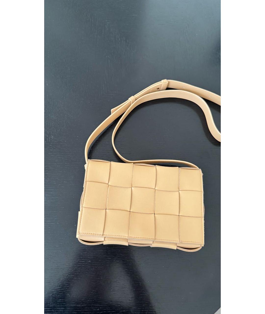 BOTTEGA VENETA Бежевая кожаная сумка через плечо, фото 3