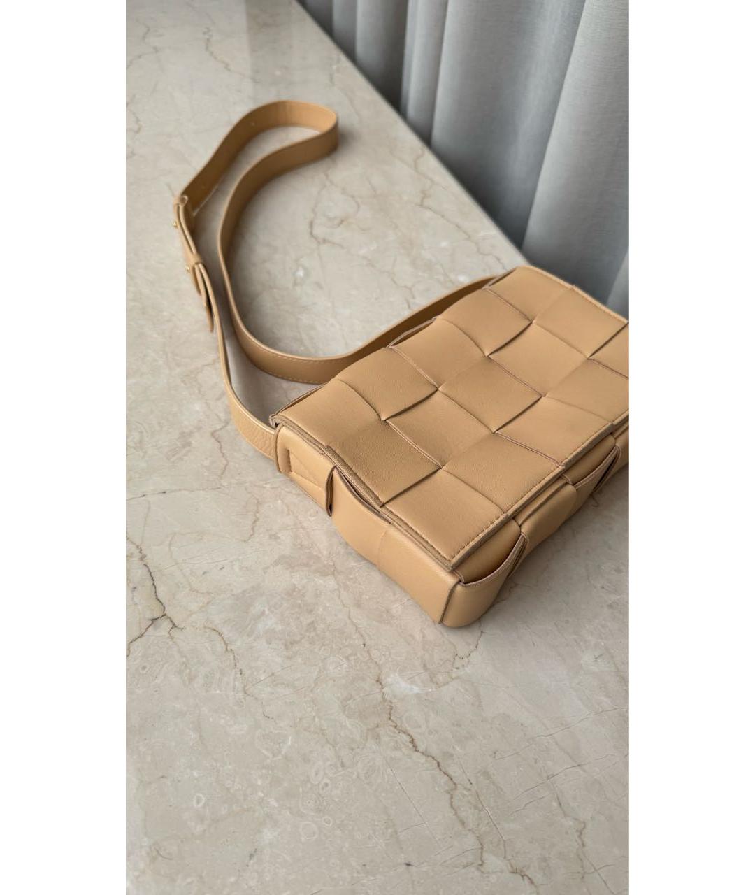 BOTTEGA VENETA Бежевая кожаная сумка через плечо, фото 7