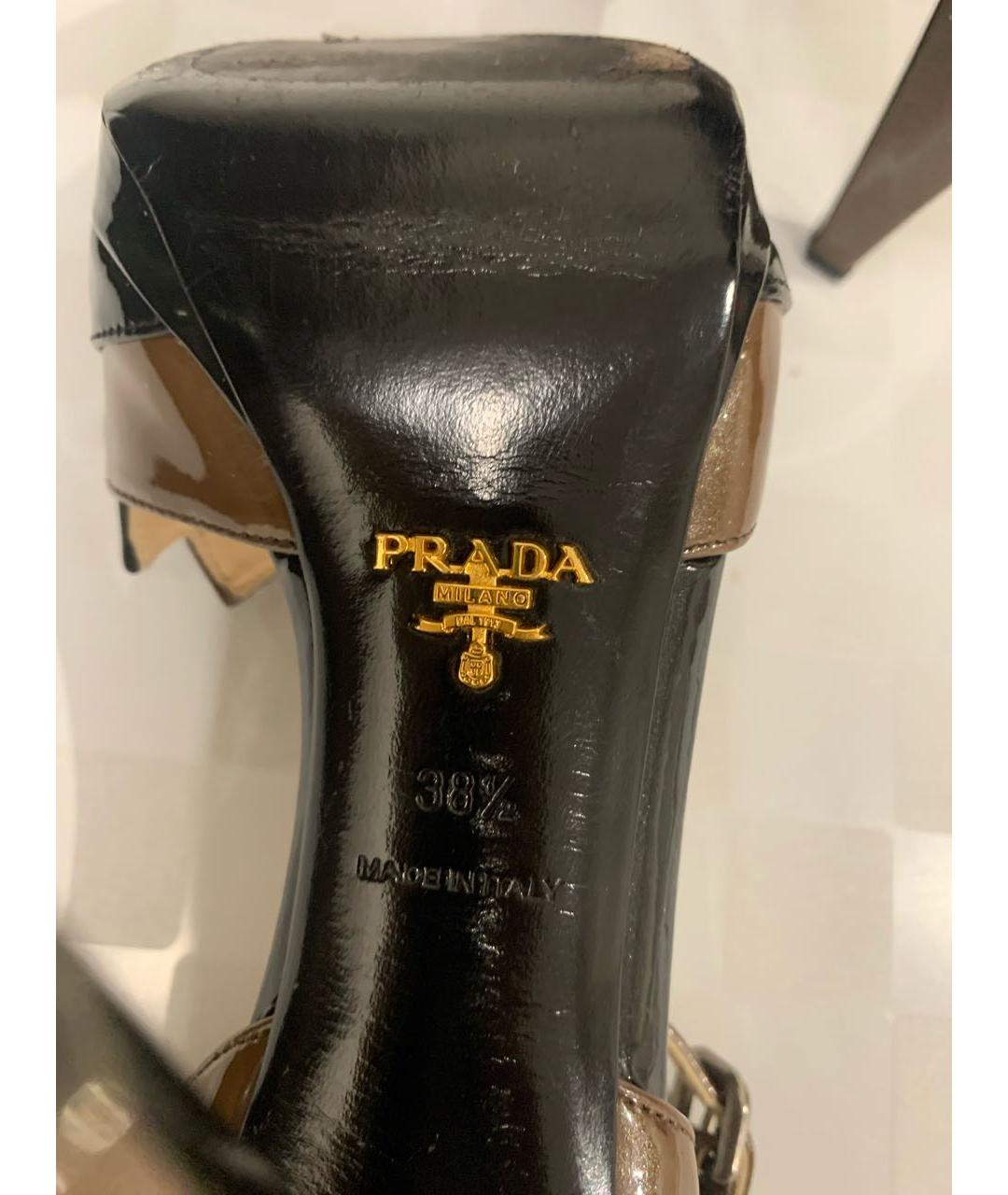 PRADA Коричневые босоножки из лакированной кожи, фото 5