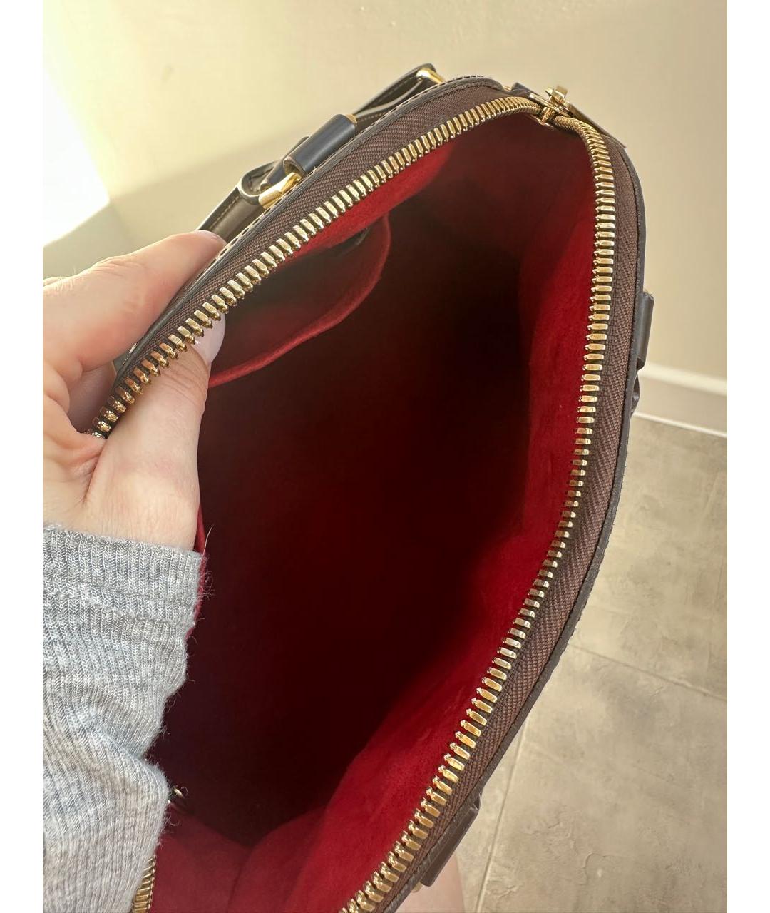 LOUIS VUITTON Коричневая кожаная сумка через плечо, фото 4
