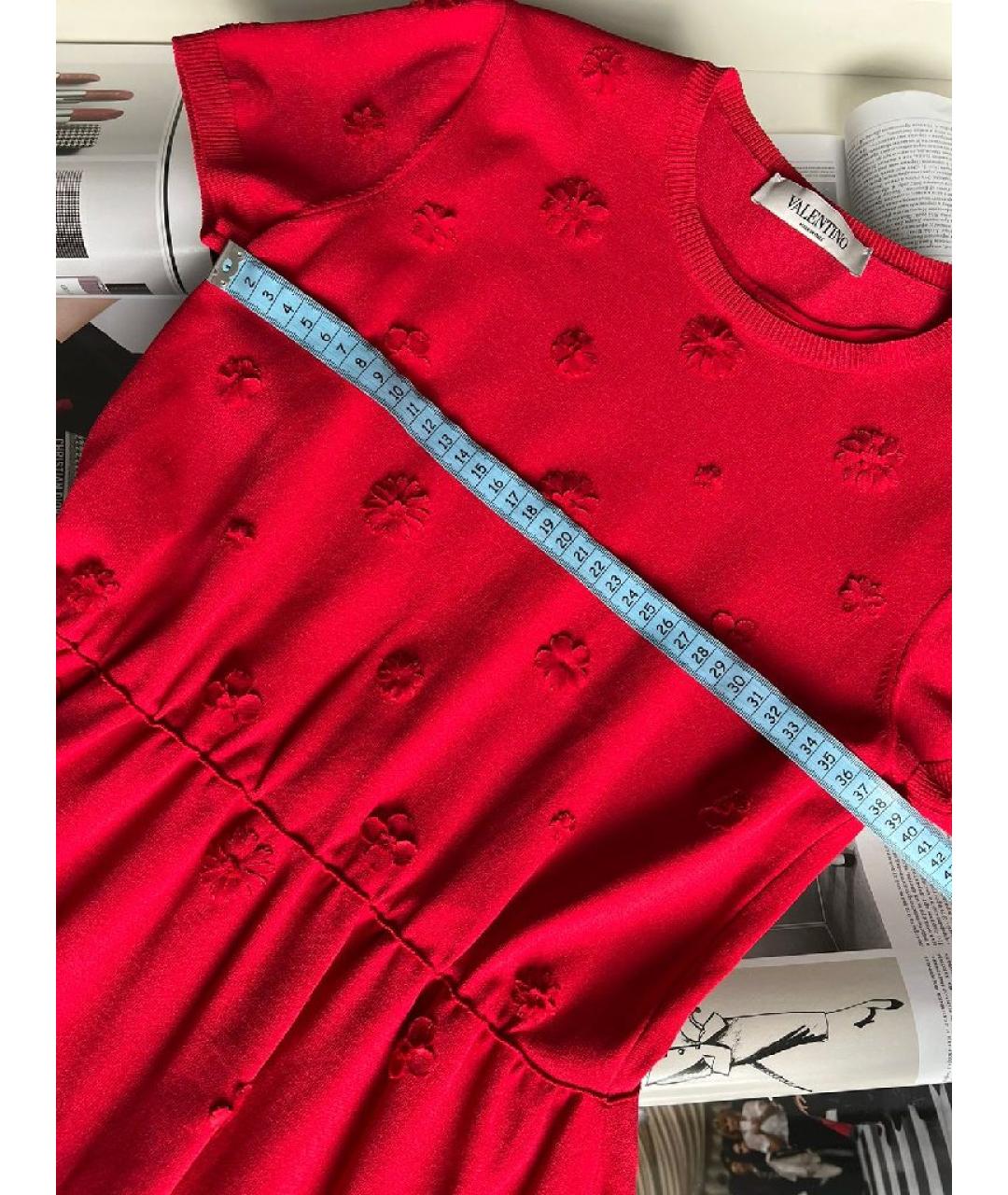VALENTINO Красное шелковое повседневное платье, фото 5