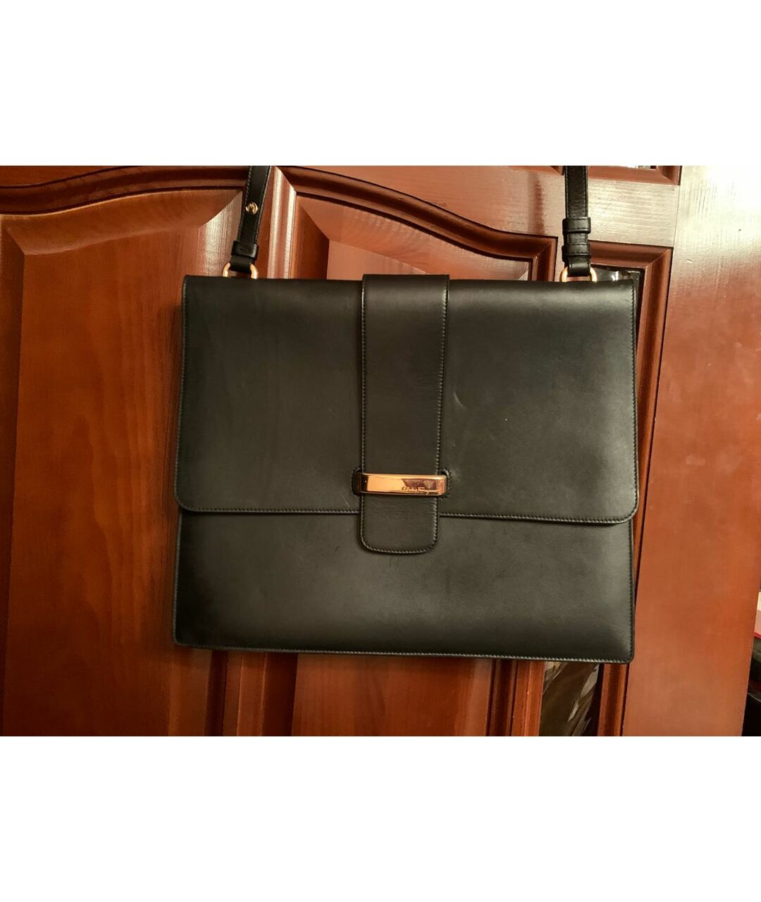 FERRAGAMO Черная кожаная сумка тоут, фото 5