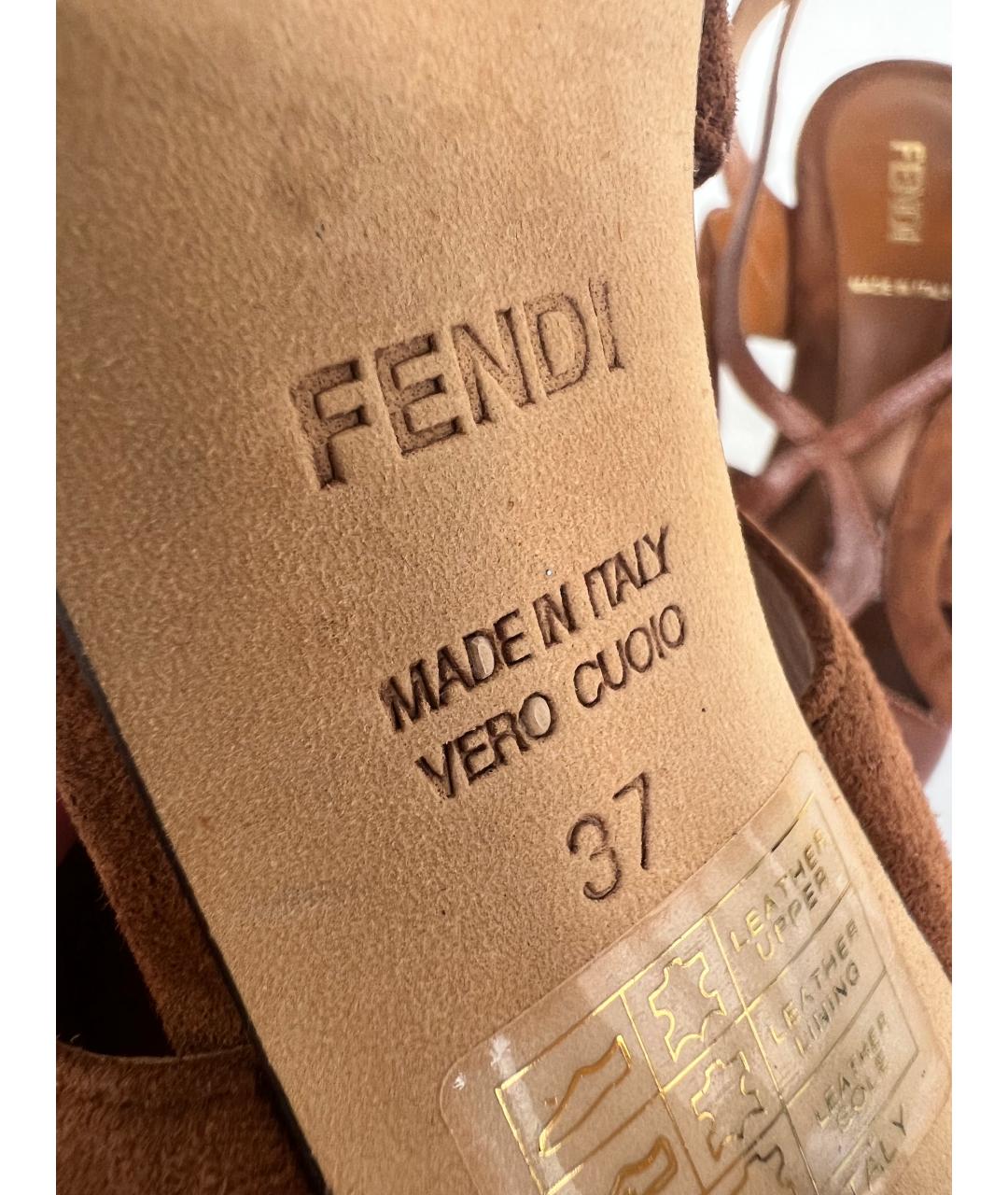 FENDI Коричневые замшевые босоножки, фото 6