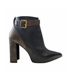 LOUIS VUITTON Ботильоны