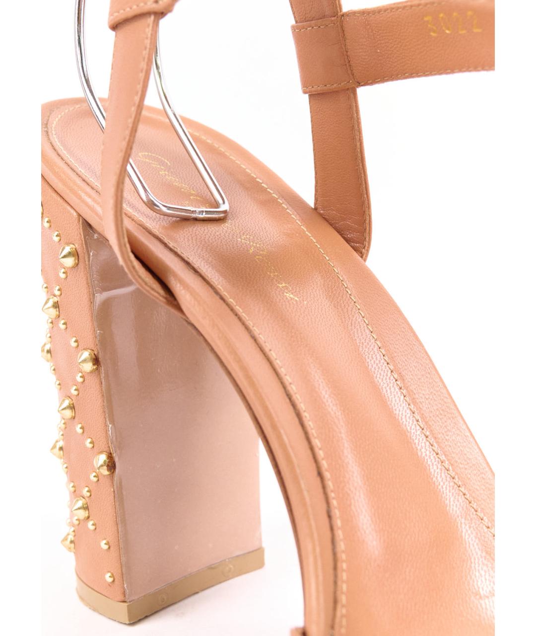 GIANVITO ROSSI Бежевые кожаные босоножки, фото 5