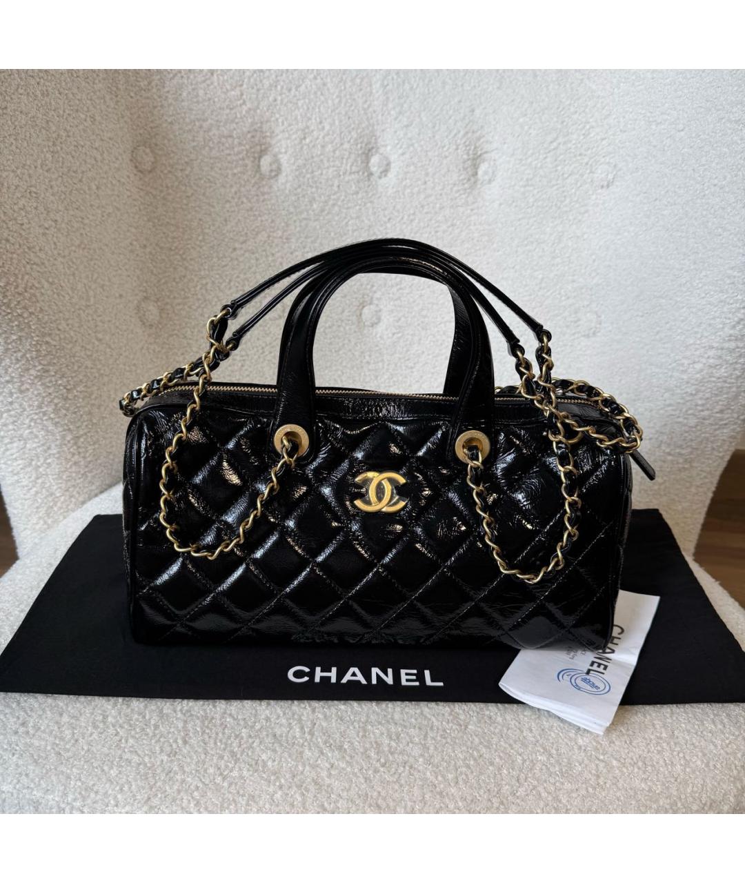 CHANEL Черная кожаная сумка с короткими ручками, фото 2