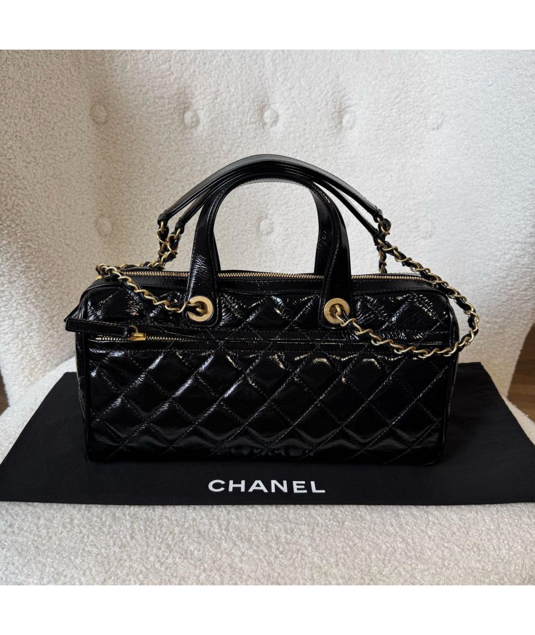 CHANEL Черная кожаная сумка с короткими ручками, фото 3