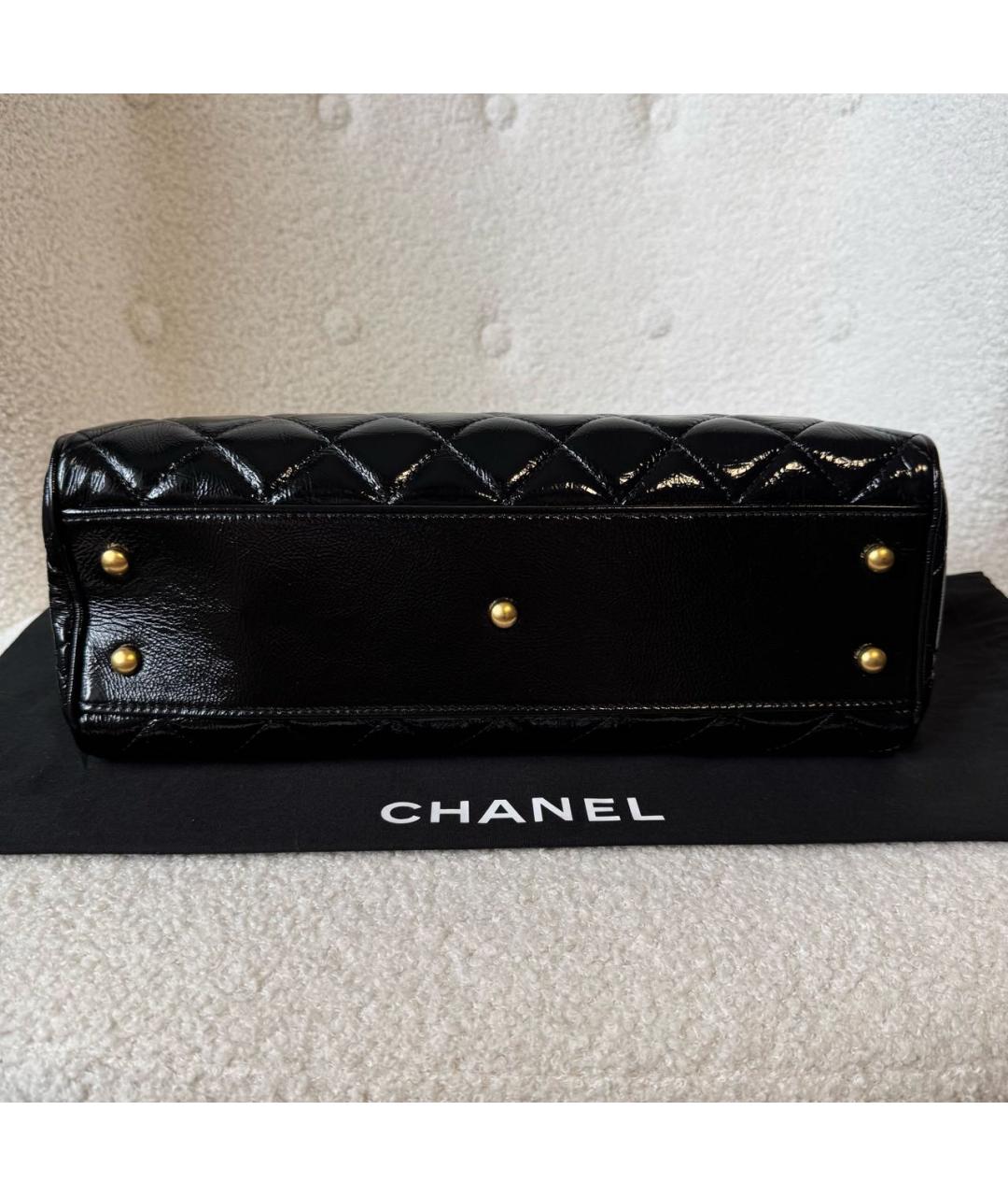 CHANEL Черная кожаная сумка с короткими ручками, фото 5