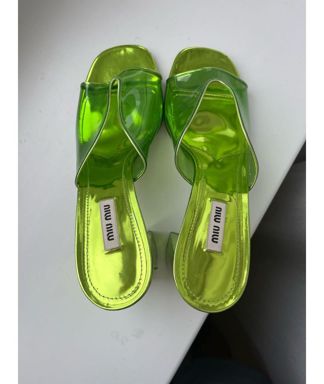 MIU MIU Салатовые резиновые мюли, фото 3