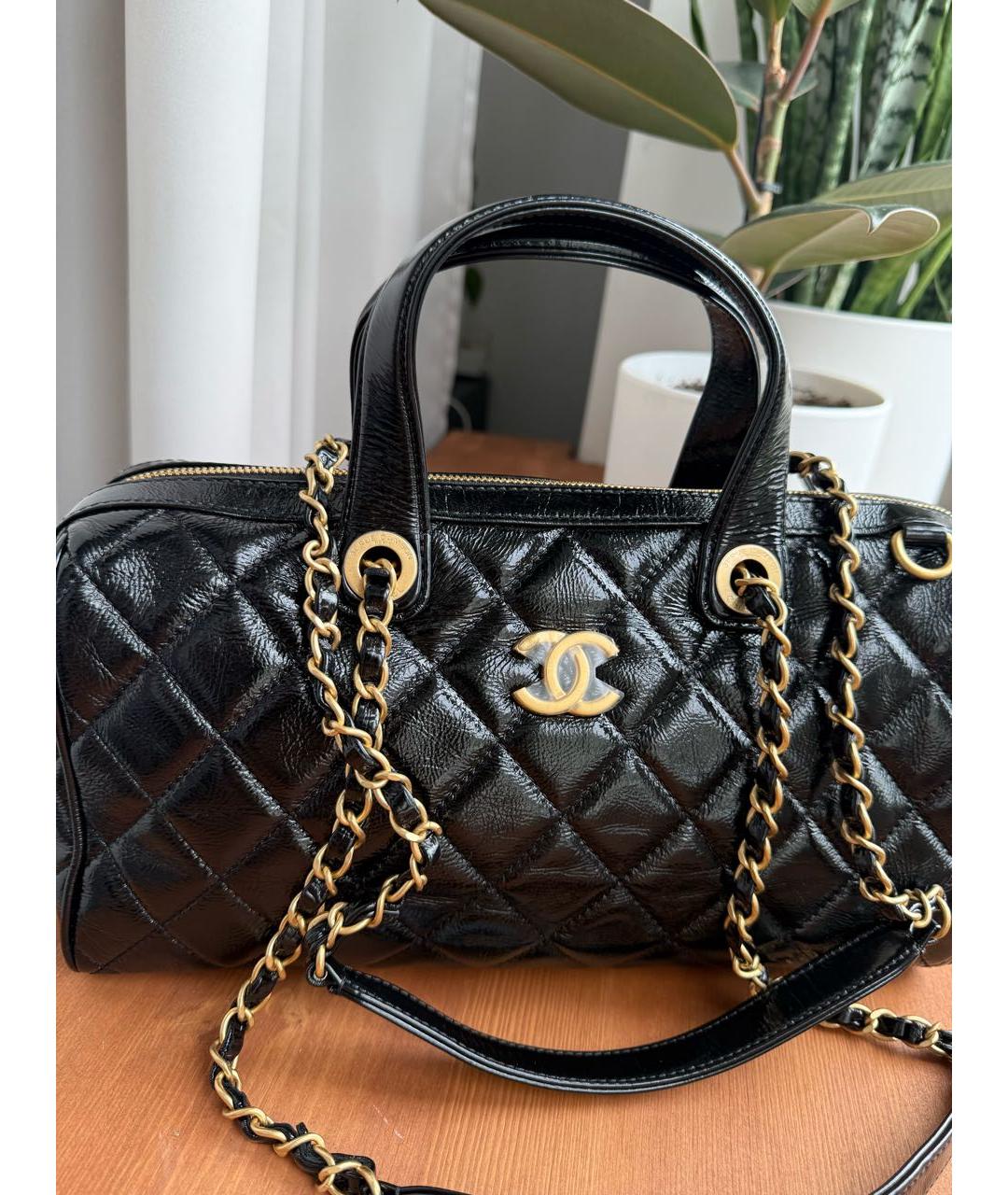 CHANEL Черная кожаная сумка с короткими ручками, фото 5