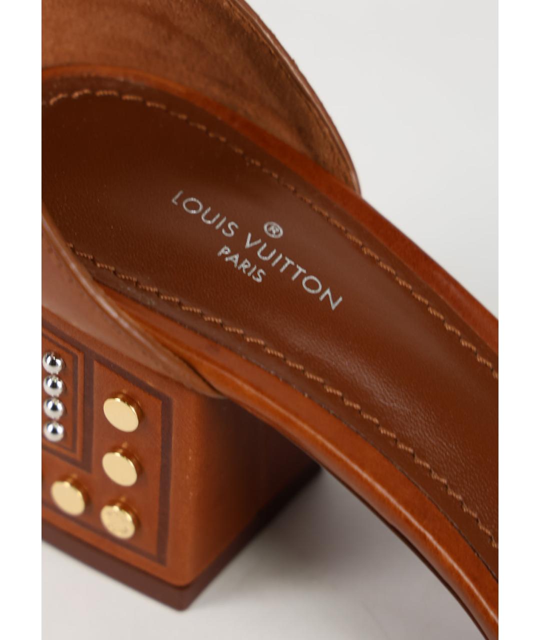 LOUIS VUITTON Коричневые кожаные босоножки, фото 3