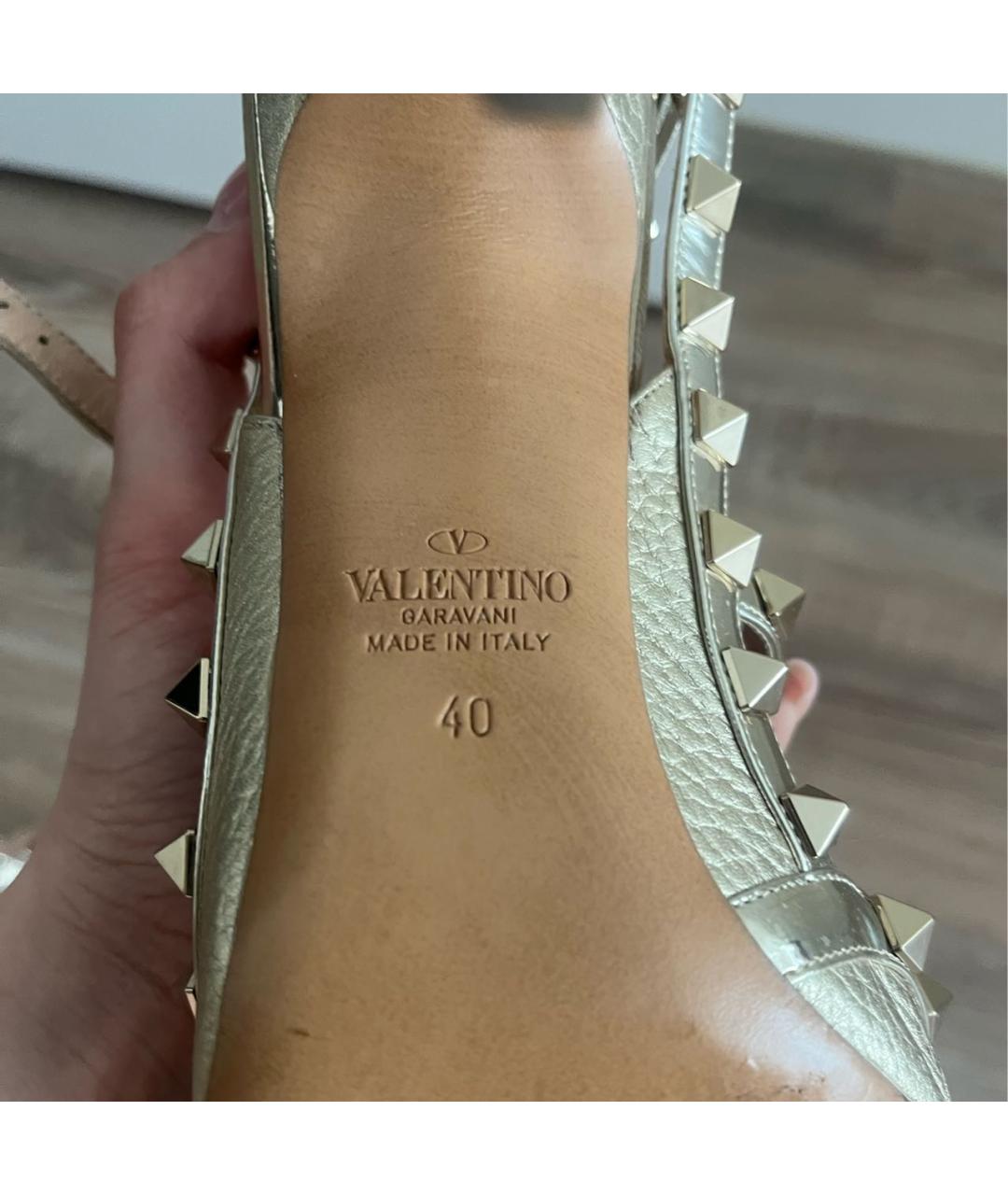 VALENTINO Золотые кожаные туфли, фото 6