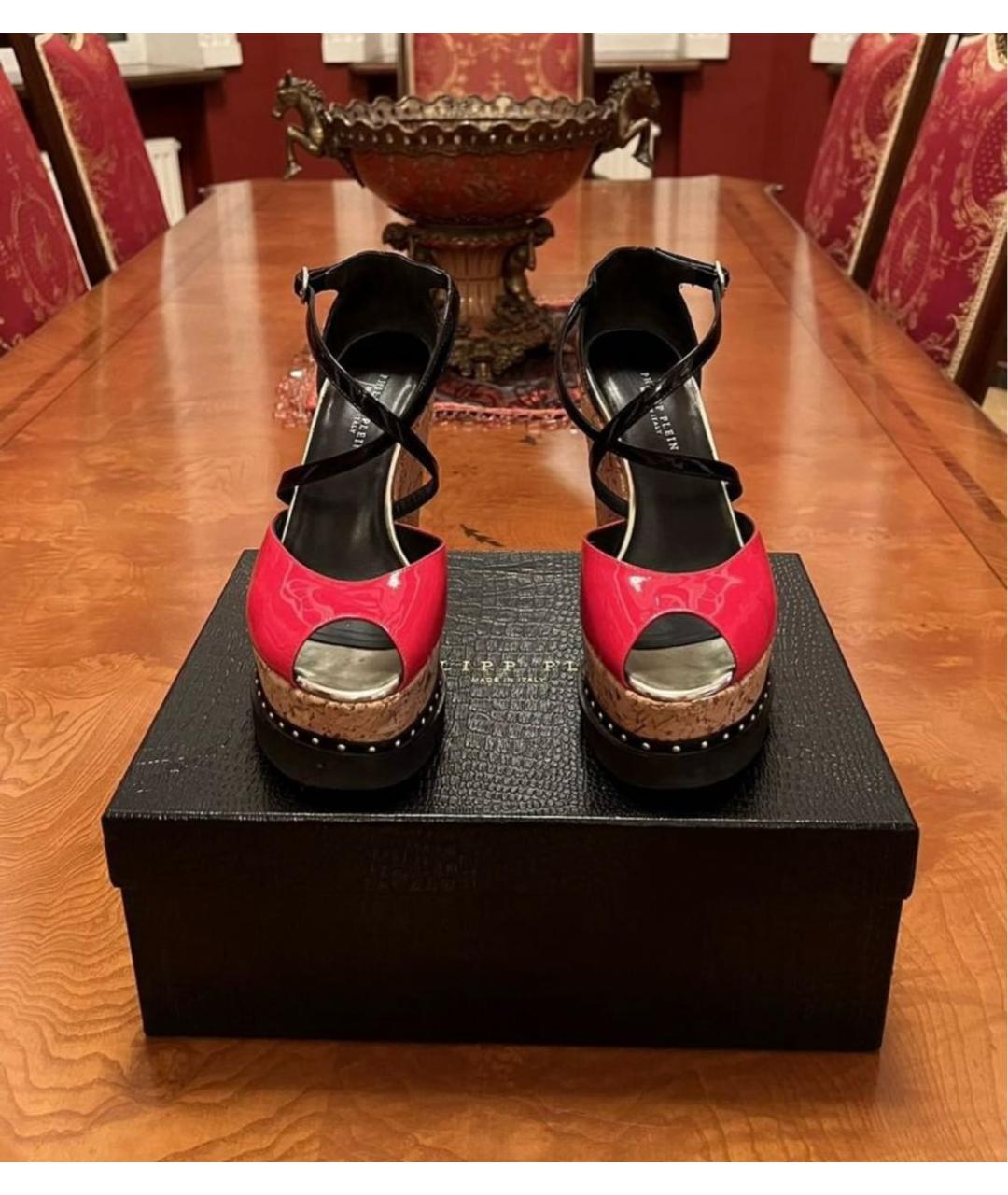 PHILIPP PLEIN Красные босоножки из лакированной кожи, фото 2