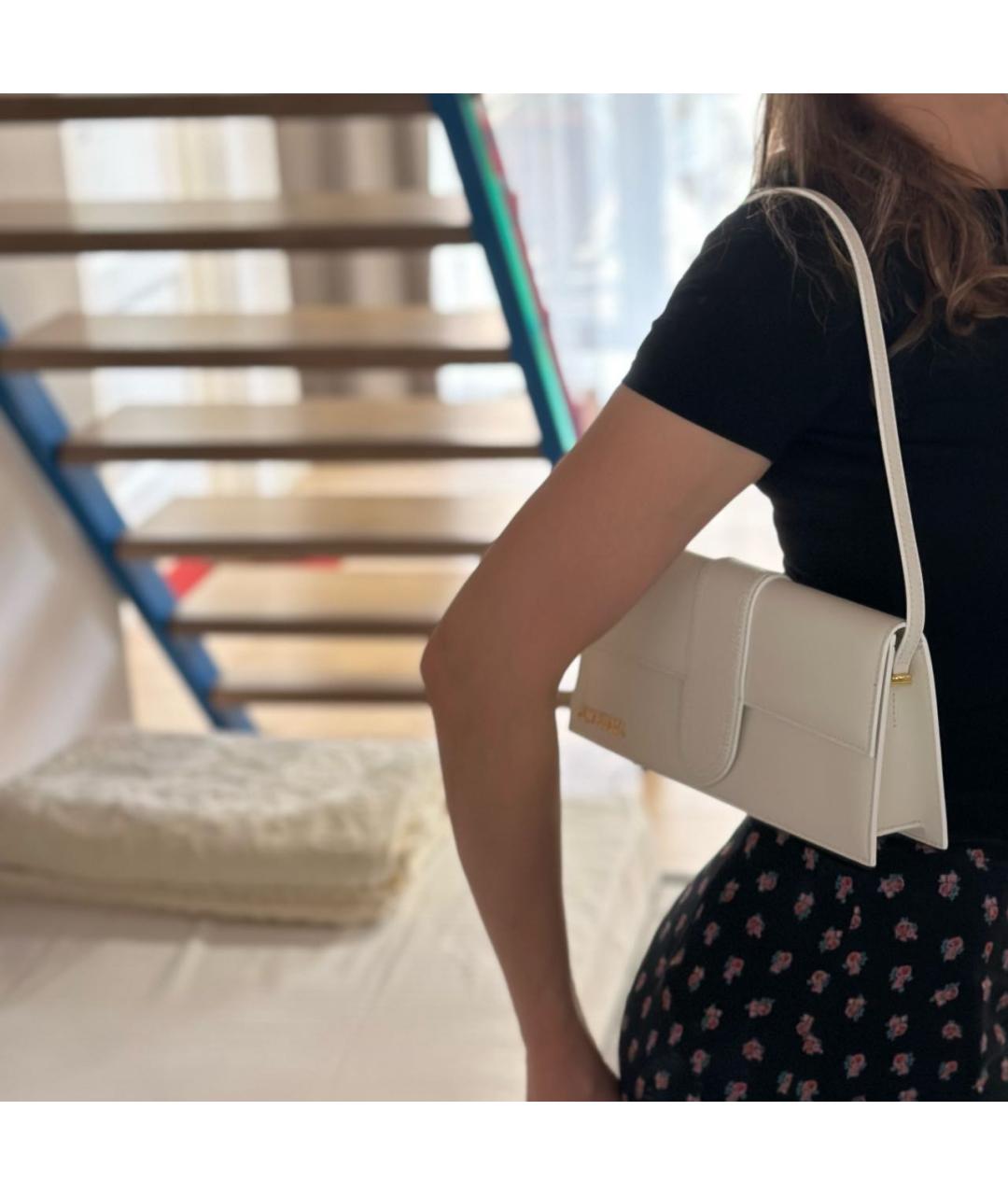 JACQUEMUS Белая кожаная сумка через плечо, фото 6
