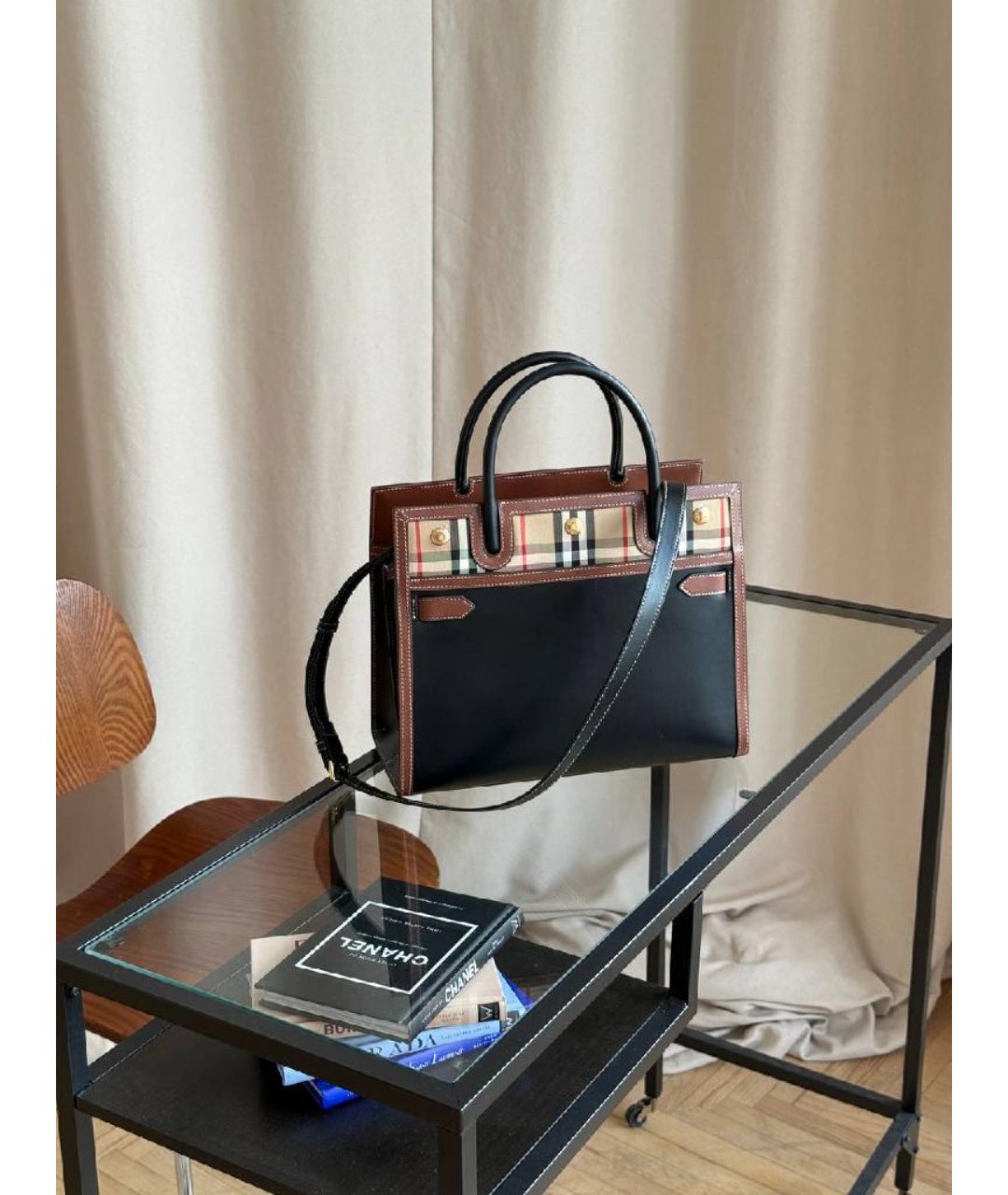 BURBERRY Черная кожаная сумка тоут, фото 2