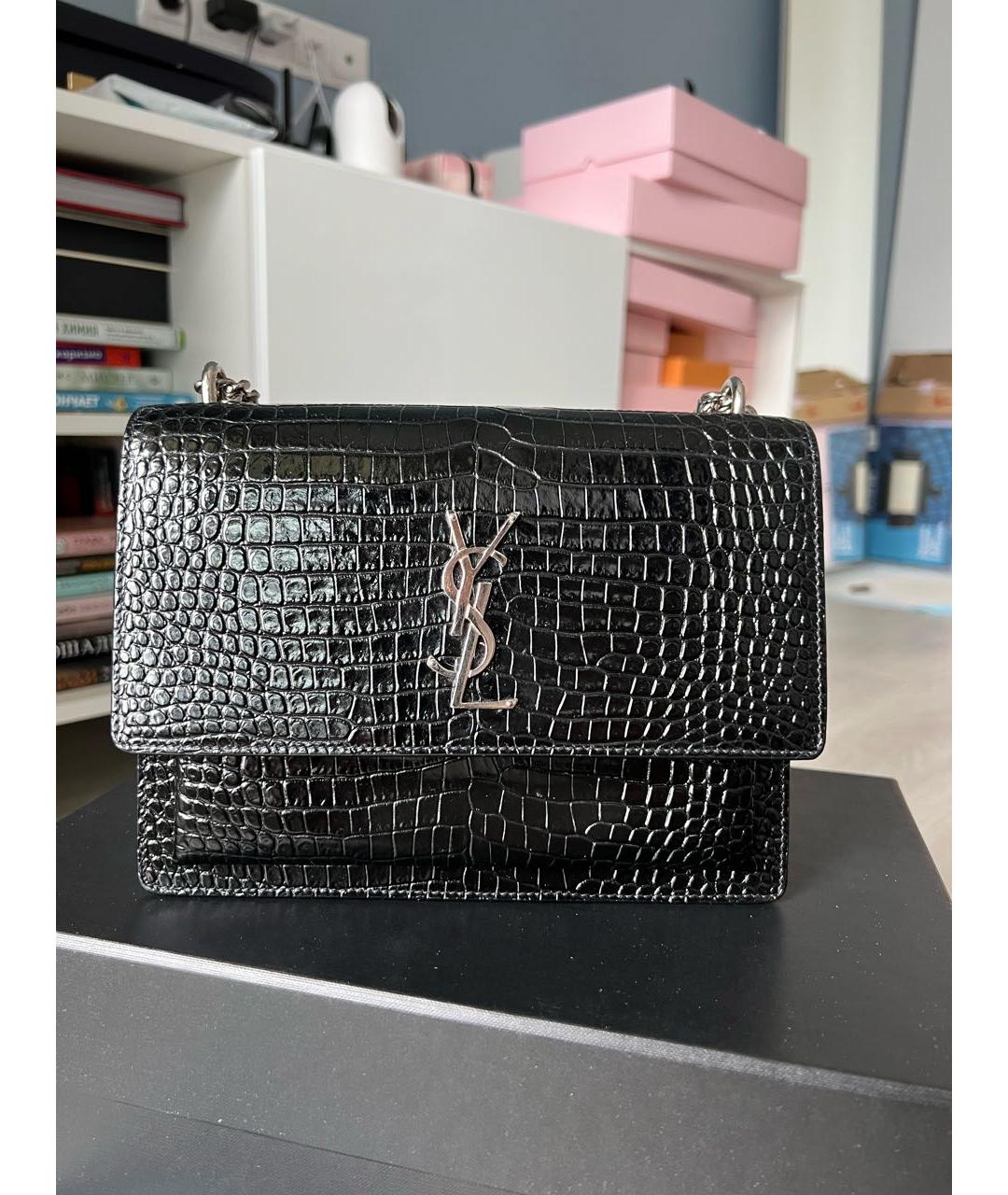SAINT LAURENT Черная сумка через плечо из лакированной кожи, фото 5