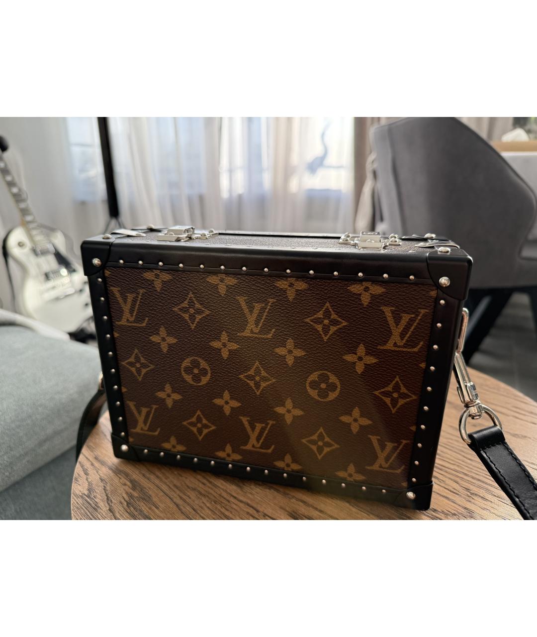 LOUIS VUITTON Коричневая кожаная поясная сумка, фото 2