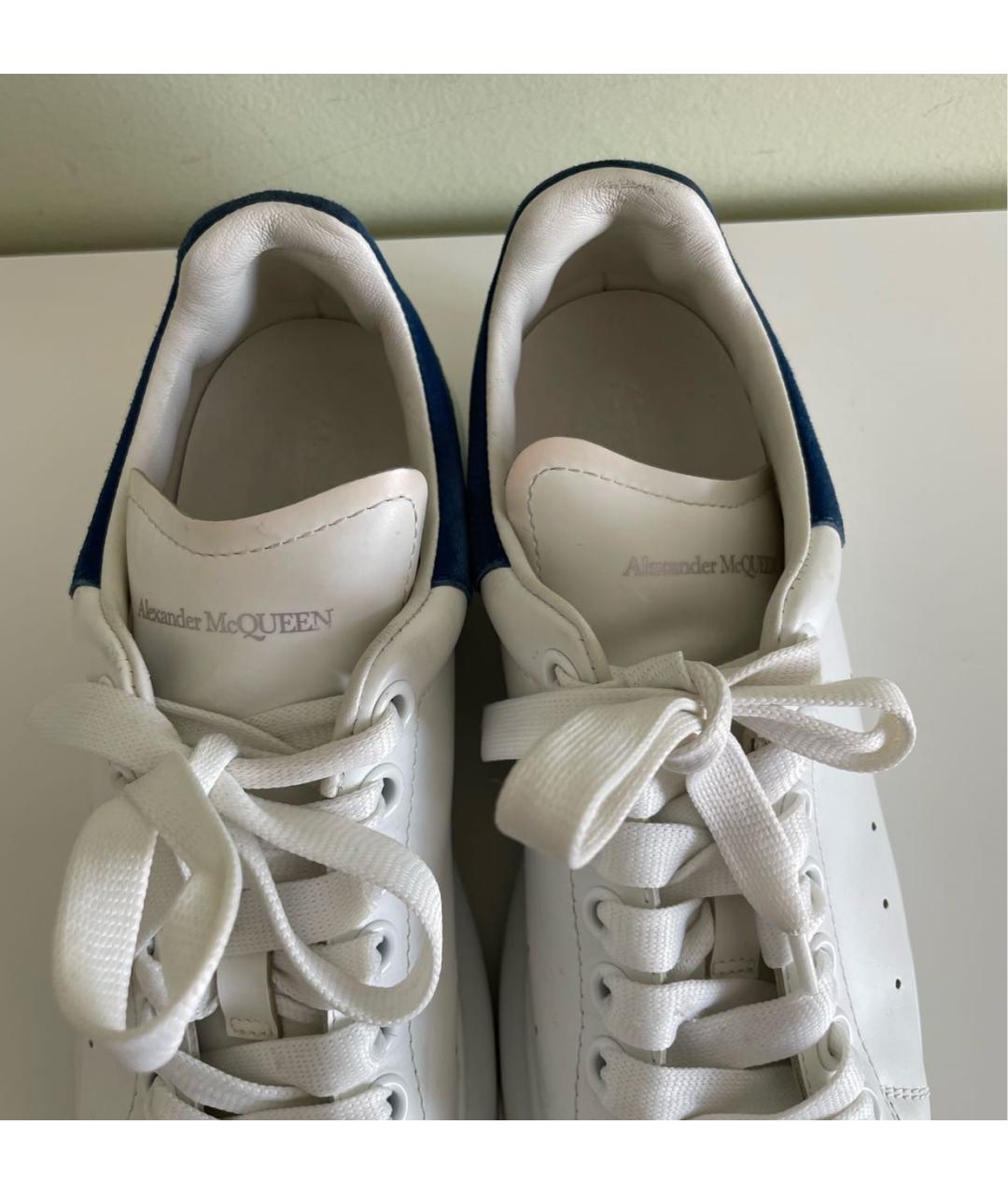ALEXANDER MCQUEEN Белые кожаные кроссовки, фото 4