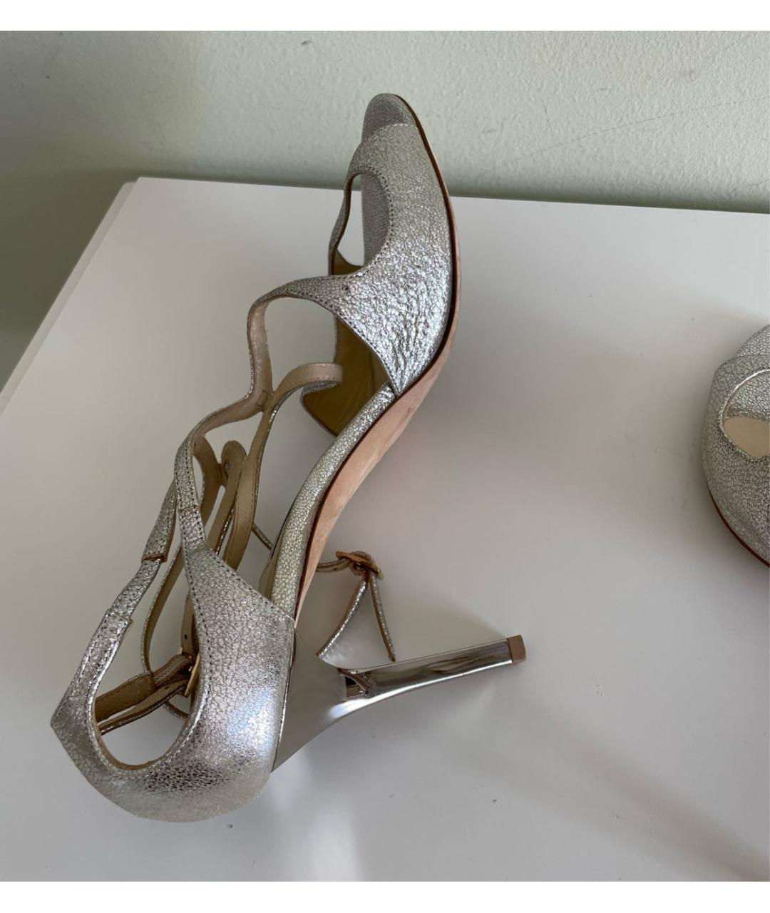 JIMMY CHOO Серебряные кожаные босоножки, фото 8