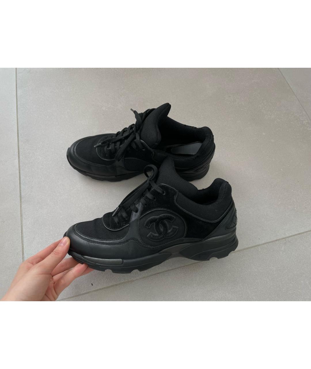 CHANEL Черные кожаные кроссовки, фото 2