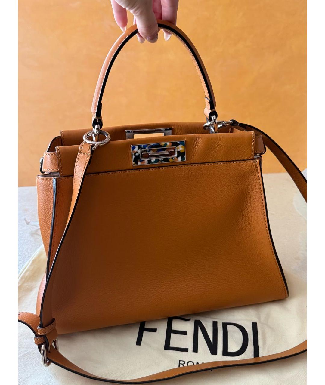 FENDI Оранжевая кожаная сумка с короткими ручками, фото 5