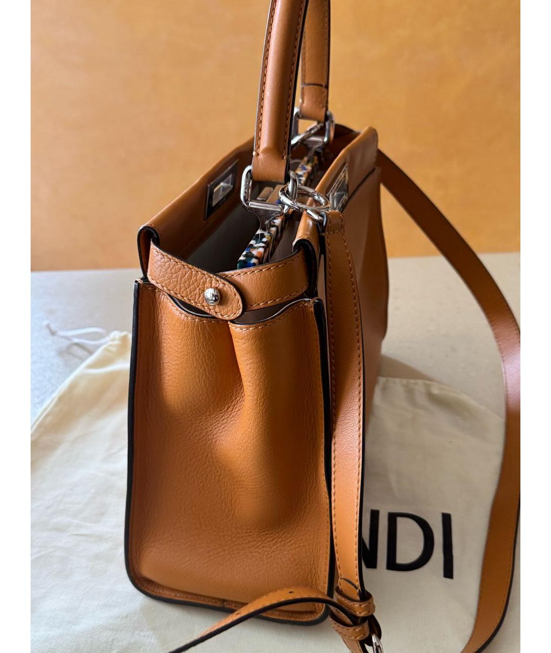 FENDI Оранжевая кожаная сумка с короткими ручками, фото 6