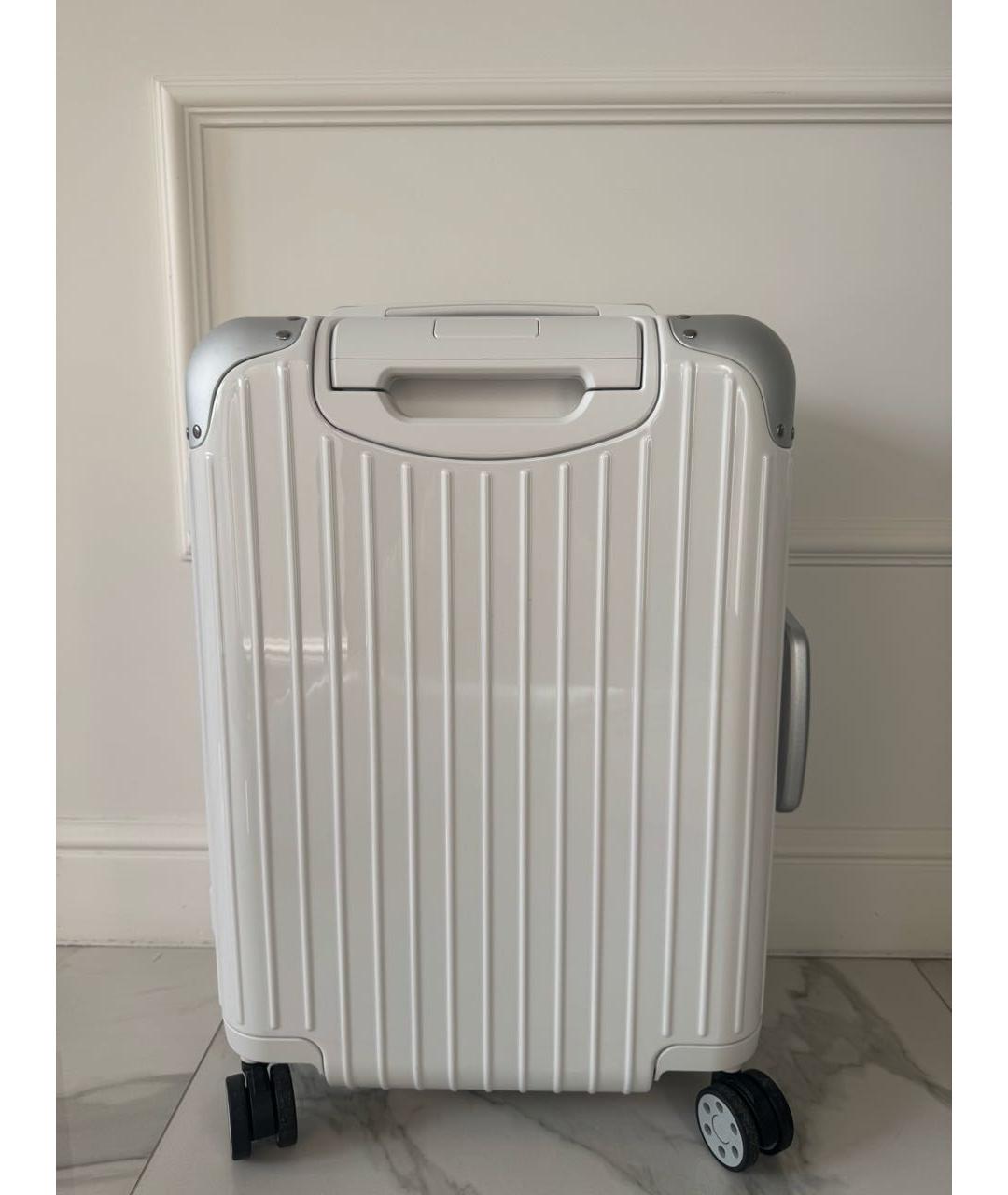 Rimowa Белый чемодан, фото 6