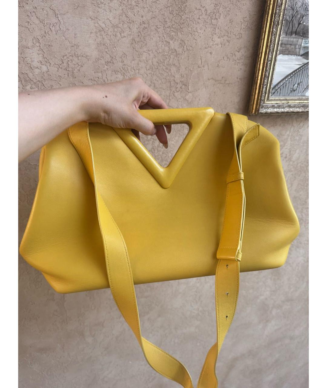 BOTTEGA VENETA Желтая кожаная сумка тоут, фото 7