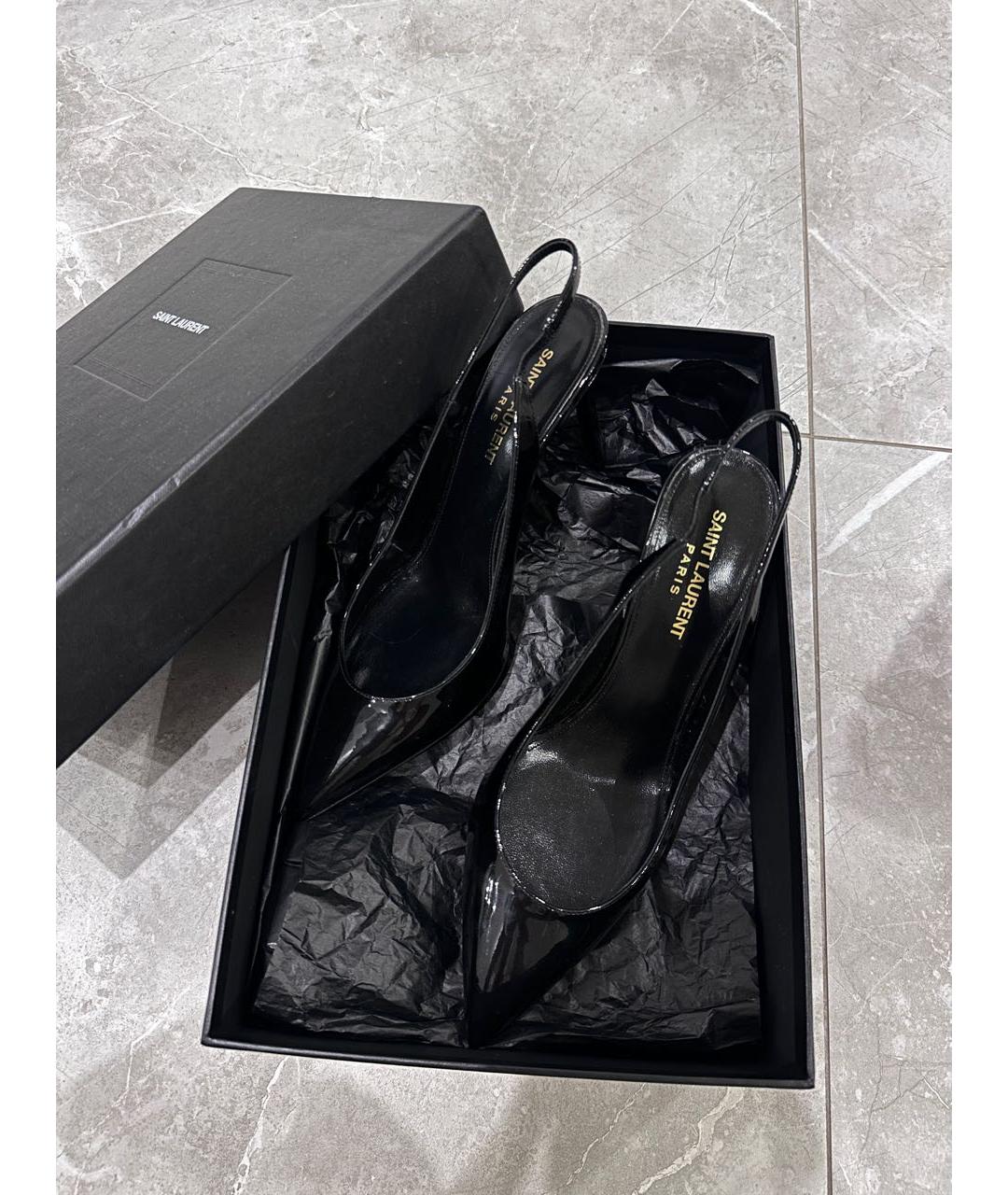 SAINT LAURENT Черные лодочки на низком каблуке из лакированной кожи, фото 3