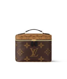 LOUIS VUITTON Косметичка