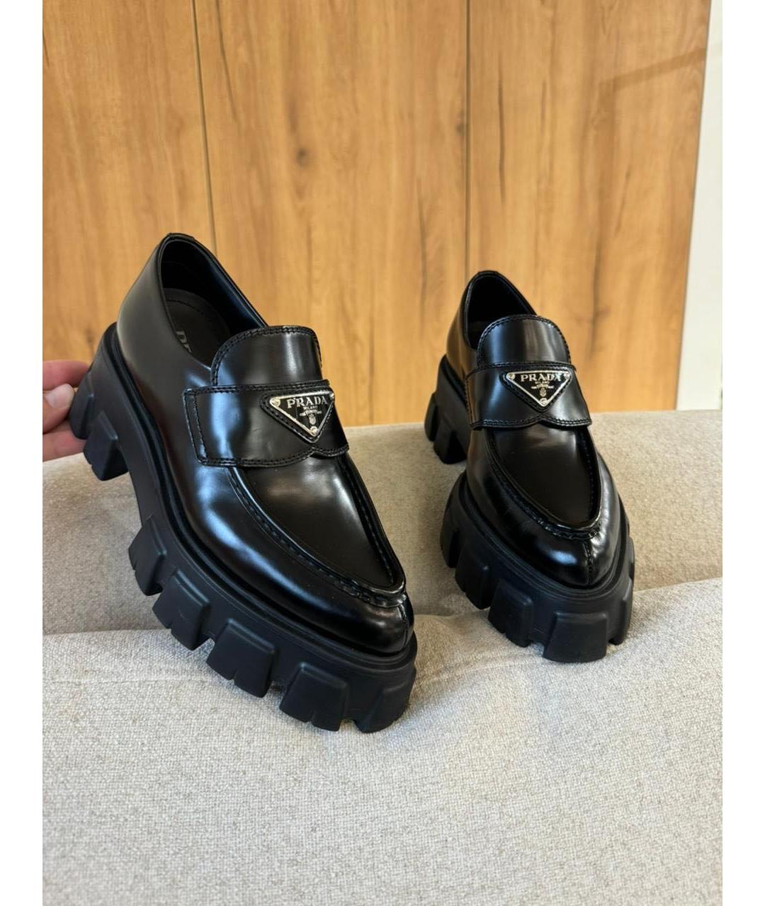 PRADA Черные кожаные лоферы, фото 3