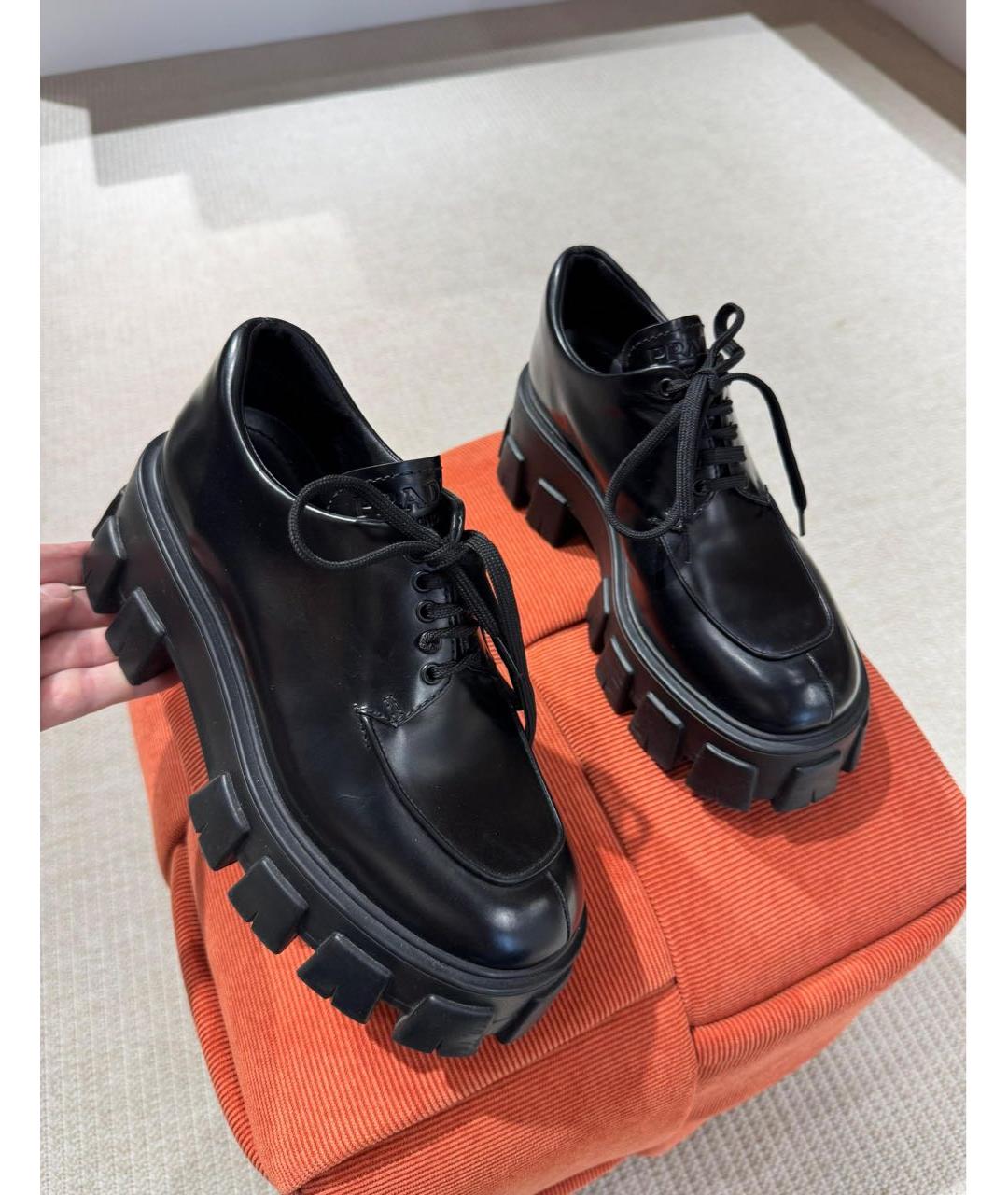 PRADA Черные кожаные ботинки, фото 3