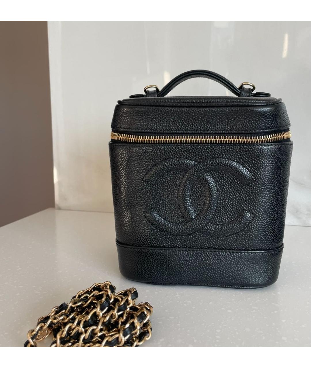 CHANEL Черная кожаная сумка с короткими ручками, фото 2
