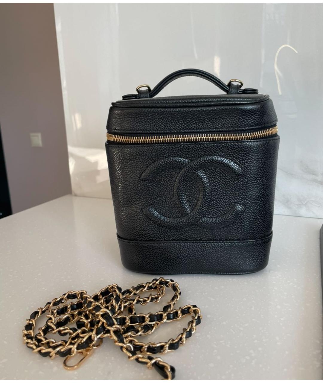 CHANEL Черная кожаная сумка с короткими ручками, фото 4