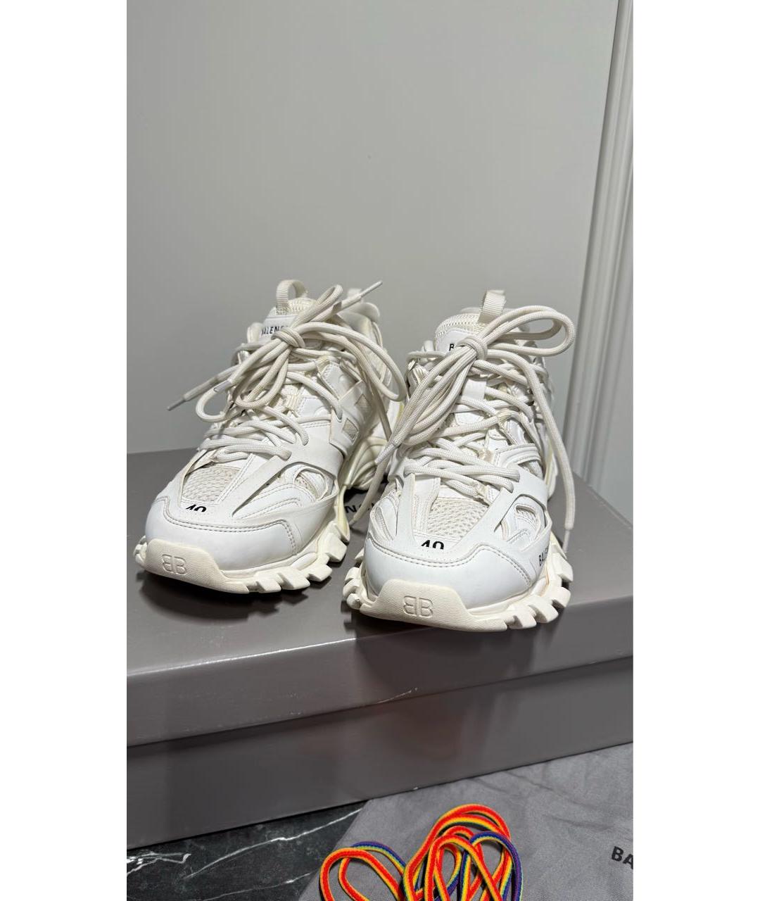 BALENCIAGA Белые кожаные кроссовки, фото 3