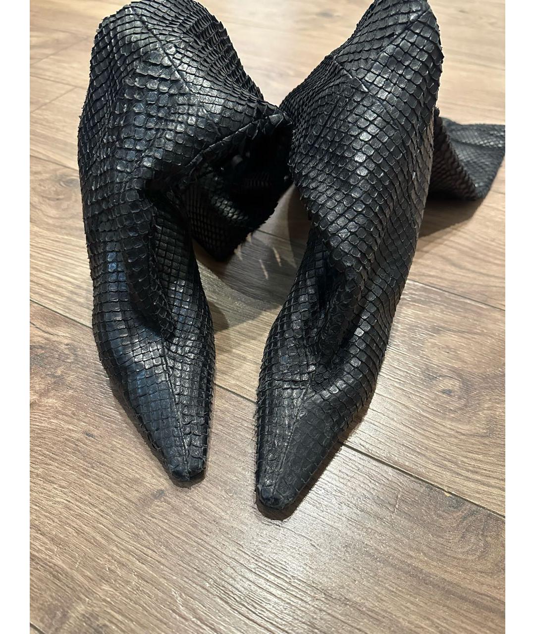 GUCCI Черные сапоги из экзотической кожи, фото 2
