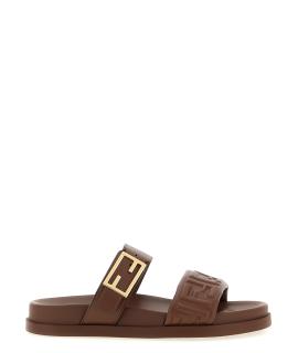 FENDI Шлепанцы
