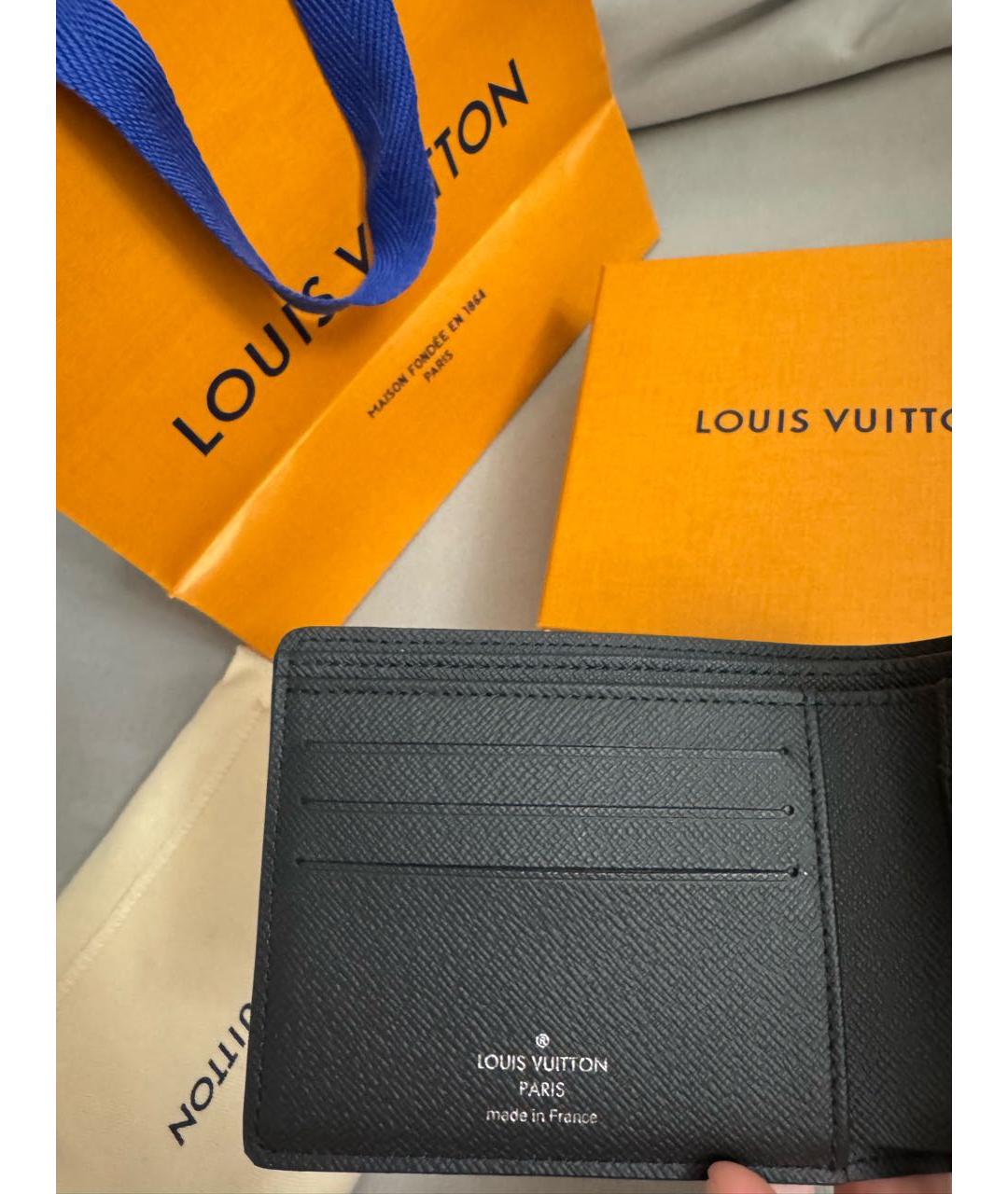 LOUIS VUITTON Серый кожаный кошелек, фото 3