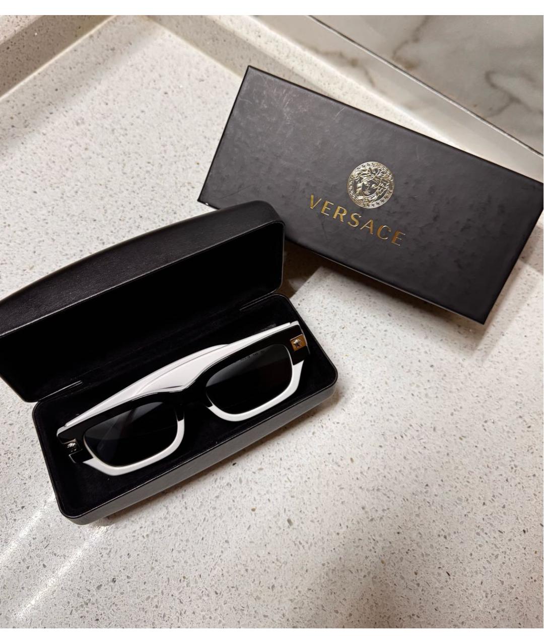 VERSACE Черные пластиковые солнцезащитные очки, фото 5