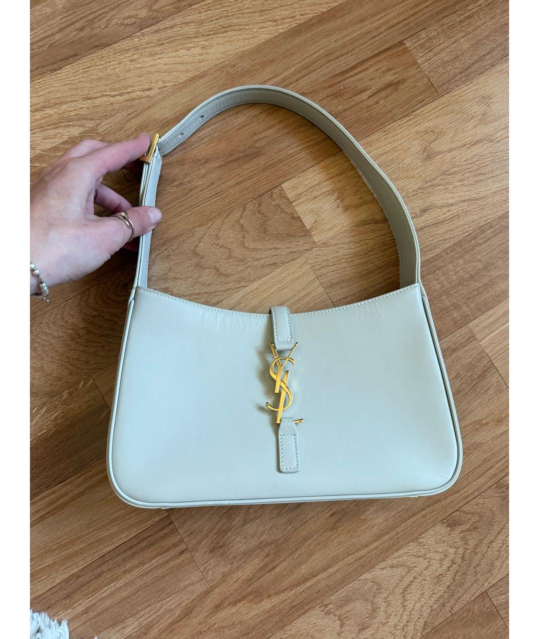 SAINT LAURENT Бежевая кожаная сумка через плечо, фото 4