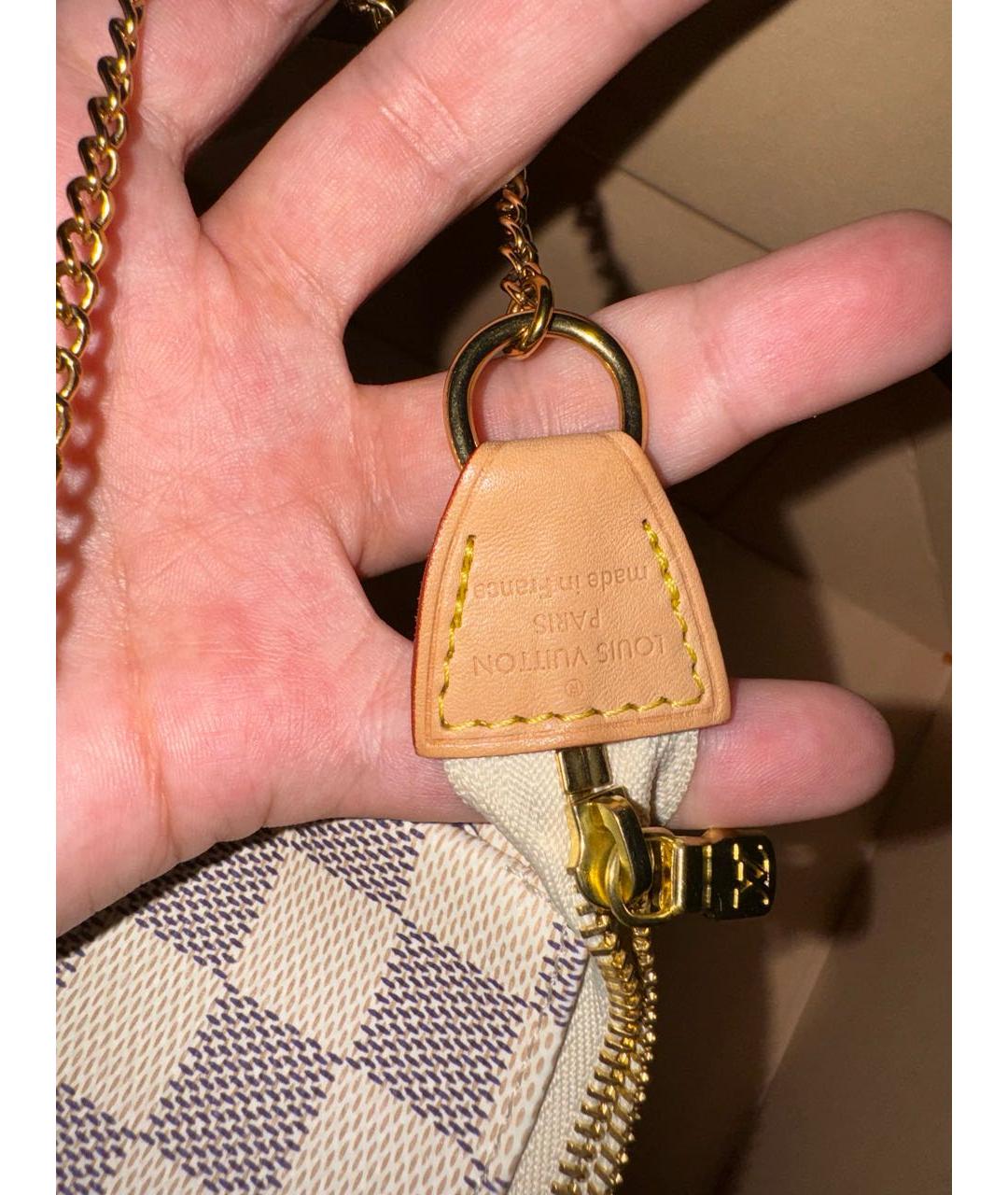 LOUIS VUITTON Белая кожаная сумка с короткими ручками, фото 7