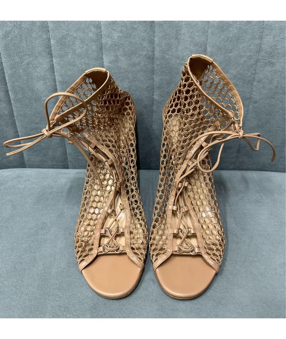 GIANVITO ROSSI Бежевые кожаные босоножки, фото 2