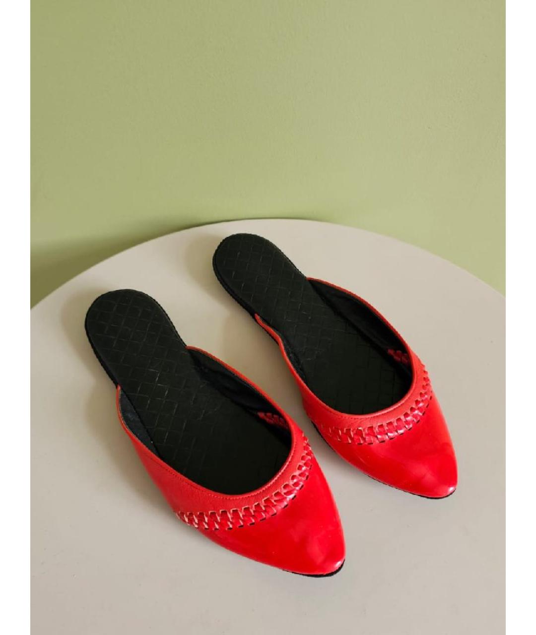 BOTTEGA VENETA Красные кожаные мюли, фото 7
