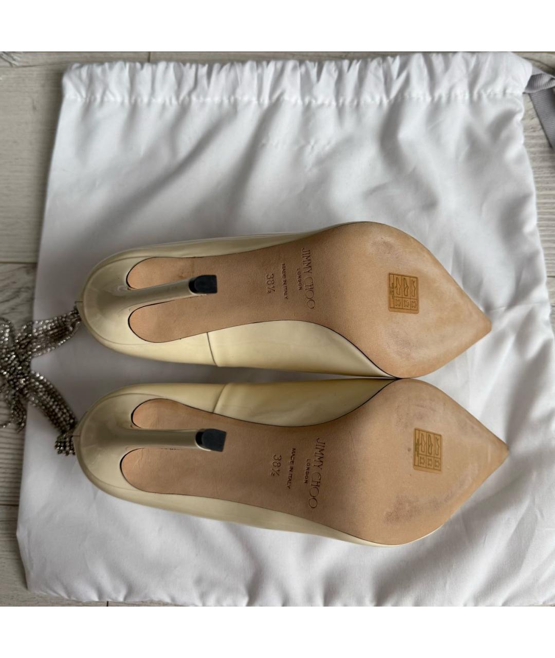JIMMY CHOO Бежевые туфли из лакированной кожи, фото 4