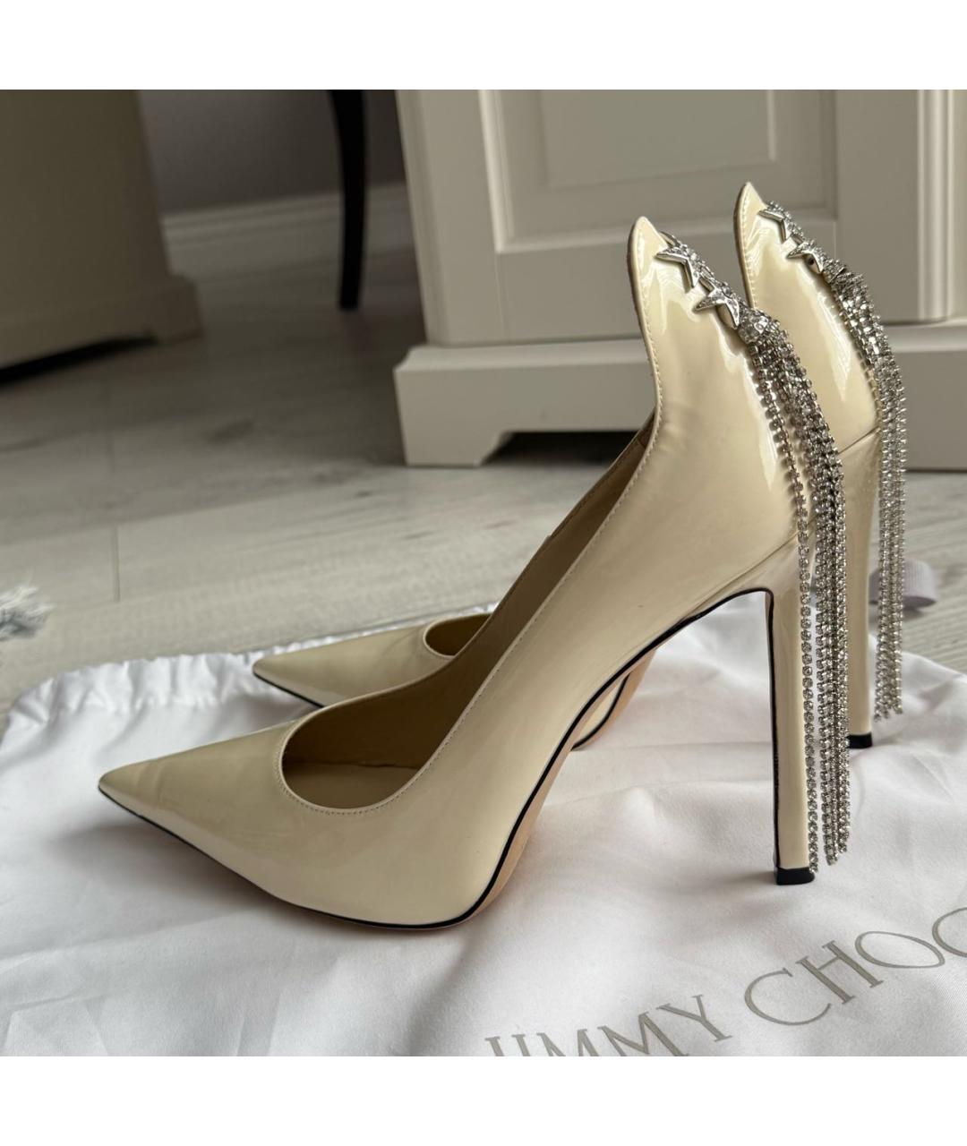 JIMMY CHOO Бежевые туфли из лакированной кожи, фото 7