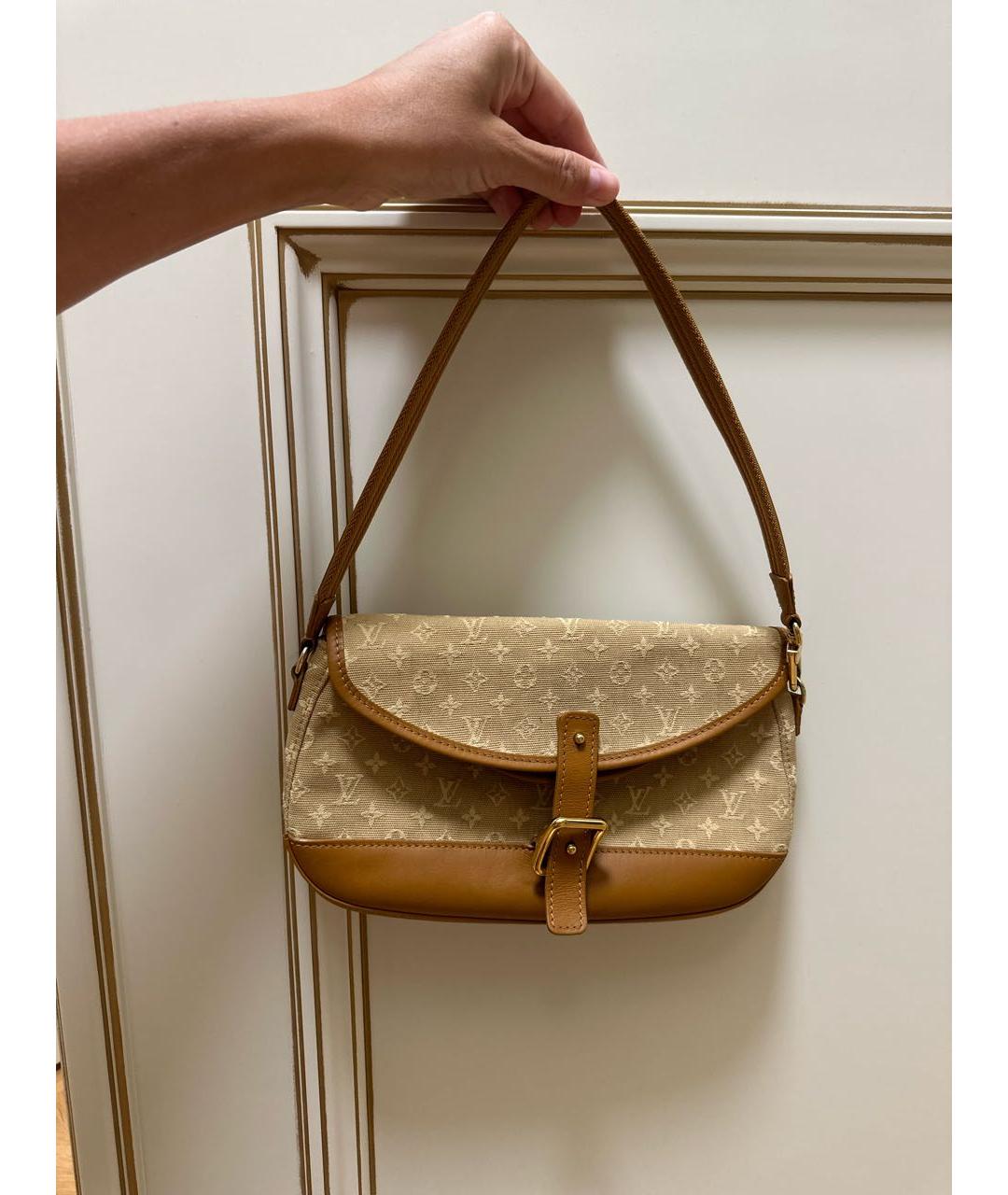 LOUIS VUITTON Горчичная тканевая сумка с короткими ручками, фото 6