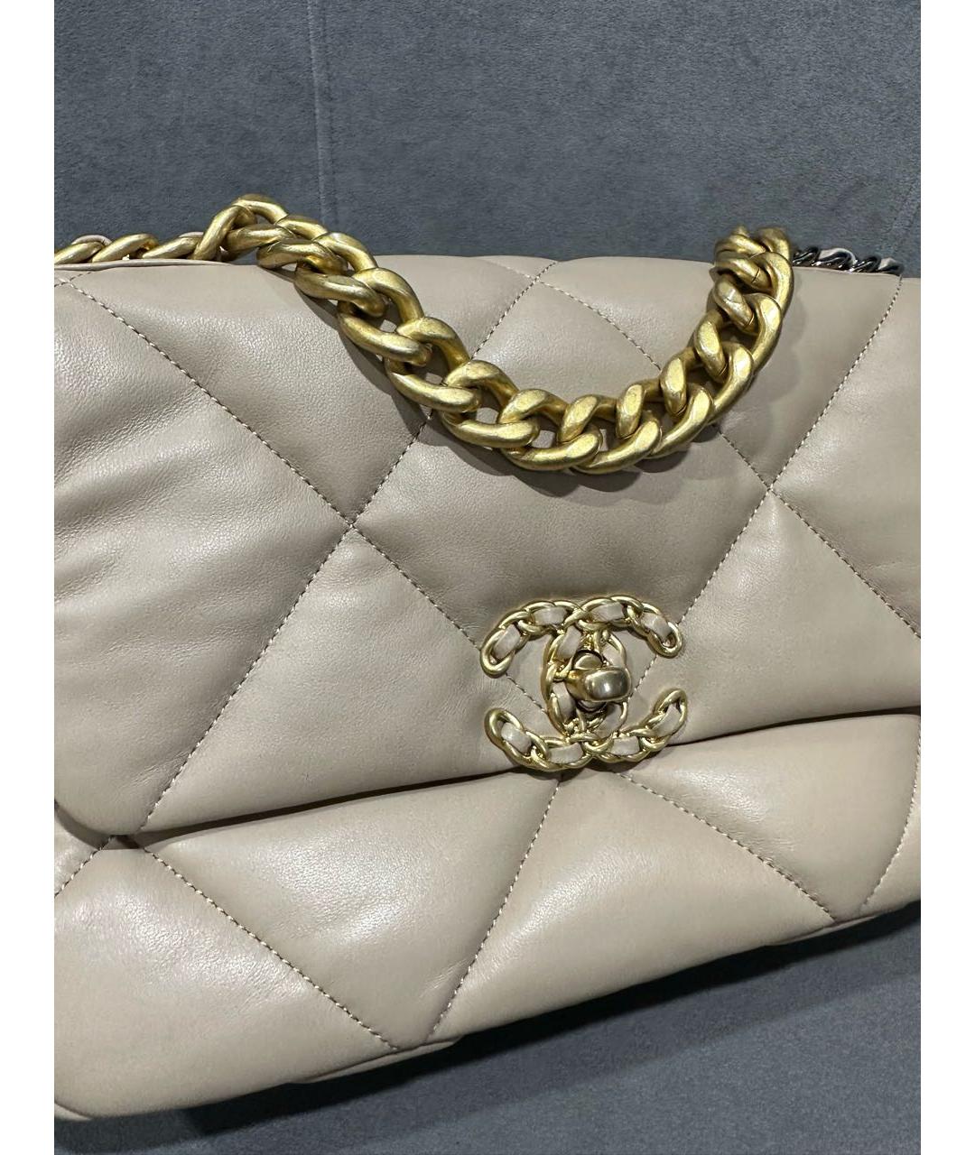 CHANEL Бежевая кожаная сумка через плечо, фото 6