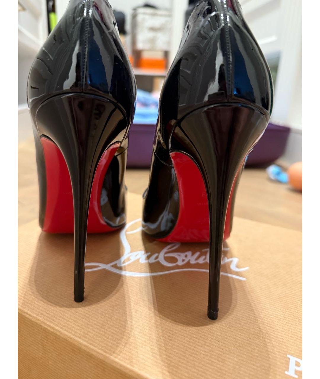 CHRISTIAN LOUBOUTIN Черные туфли из лакированной кожи, фото 4